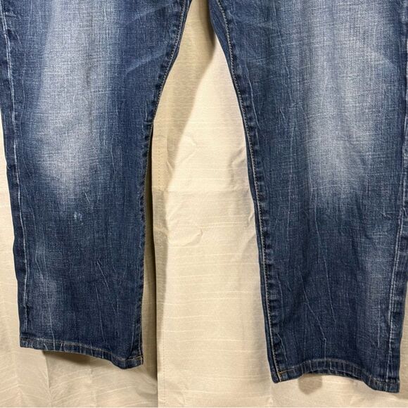 Lucky Brand style 410 athletic straight leg Stretch size 42 x 30 Jeans - Picture 3 of 13